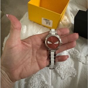 Fendi Momento Bugs Ceramic Women’s Pink Watch